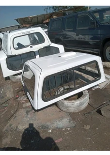 Nissan NP300 Double Cab Canopy