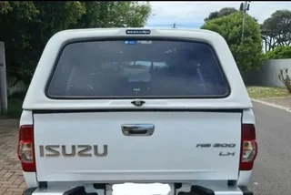 Isuzu D-teq Double cab Canopy 2005 -2012
