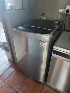 18kg LG top loader washing machine
