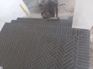 Tiling ,Painting, Skimming,plastering,Paving&amp;vibracrete walls