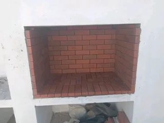 Tiling ,Painting, Skimming,plastering,Paving&amp;vibracrete walls