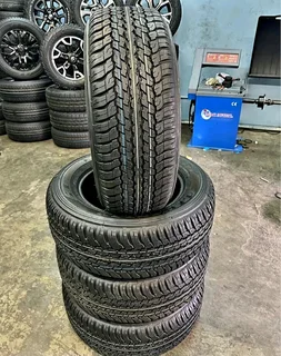 (265/60/18) Brand New set of Dunlop Grandtrek AT25 tyres