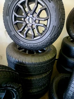 Ford Ranger/Wildtrek/Raptor/Everest 17" mag wheels fitted on Brand new tyres