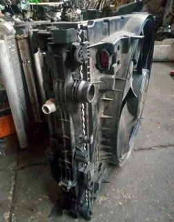 GLC W253 CLS W257 E-Class W213 Mercedes Benz Complete Radiator set for sell available