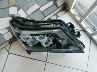 Nissan Navara Headlight Rh 2020 To 2023 Model