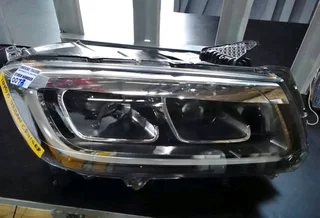Toyota Urban Cruiser Right Side Headlight