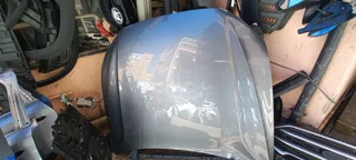 Volvo XC90 bonnet available for sale clean clean.
