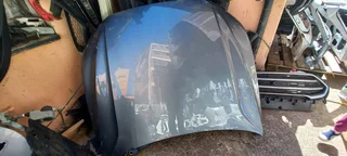 Volvo XC90 bonnet available for sale clean clean.