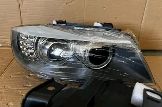 BMW 3 series E90 E91 LCI Left &amp; Right Xenon Headlights.