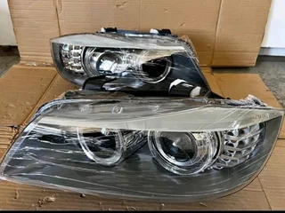 BMW 3 series E90 E91 LCI Left &amp; Right Xenon Headlights.