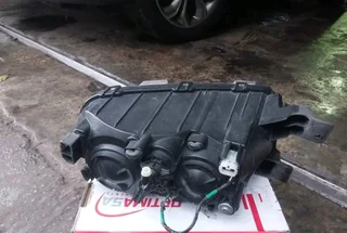 2024 Renault Kwid left lower headlight