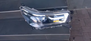 Toyota hilux legend 45 GD.6 R side headlight available for sell
