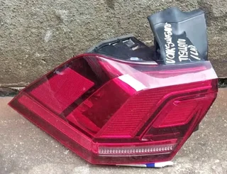 Volkswagen Tiguan left Taillight available