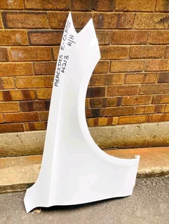 Mercedes E class W213 right fender