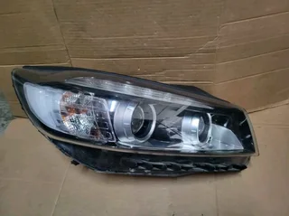 2016 2017 2018 Kia Sorento Xenon Headlight