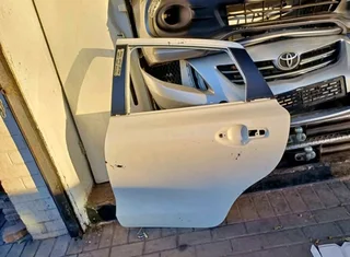 TOYOTA STARLET NEW SHAPE BACK LEFT DOOR