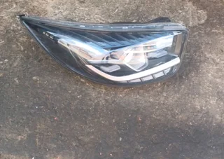 Kia picanto 2021-2024 xenon headlight Gt line  right side
