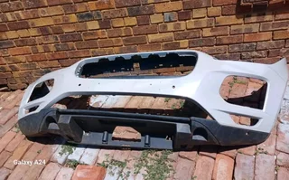 jaguar E pace bumper available for sale clean clean