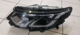 LAND ROVER DISCOVERY SPORT L550 LEFT HAND SIDE LED HEADLIGHT 2020