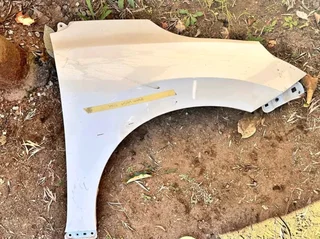Toyota starlet/Suzuki baleno right fender available.