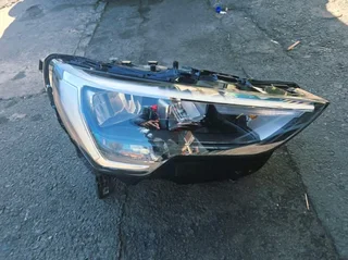 Audi Q3 Right Side Headlight Right 2019 2020 2021 Led 83a941012b