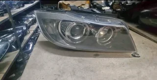 Bmw 3 Series 325i 330i 328i 335i E90 Sedan Xenon Hid Headlights Available