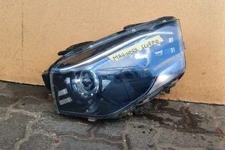 Mahindra Scorpio Right Side Headlight with Projector