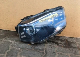 Mahindra Scorpio Right Side Headlight with Projector