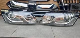 Audi Q5 xenon headlights available for sale clean