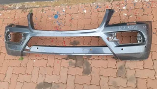 Mercedes  Benz  Ml W164  Amg  Front  Bumper  Available