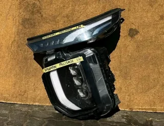 Hyundai palisade leftside headlights available for sale