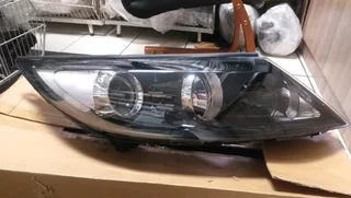 Headlight Kia Sportage 2011 Model Available
