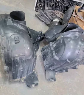 A246, fender liners , front, works on ,,, A class, B class, and cla.