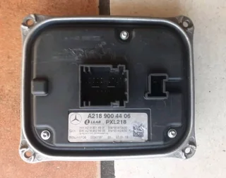 MERCEDES BENZ CLS 550 W218 C218 LED HEADLIGHT LEAR BALLAST/MODULE CONTROL UNIT