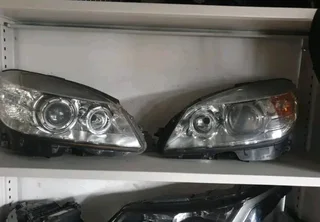MERCEDES BENZ C-CLASS W204 PRE-FACELIFT XENON HEADLIGHTS AVAILABLE
