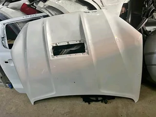 Mahindra Scorpio Bonnet available for sale clean.