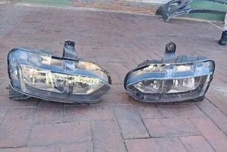 Renault Kiger both side normal headlights