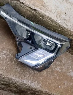 Kia Sonet headlight available for sale clean