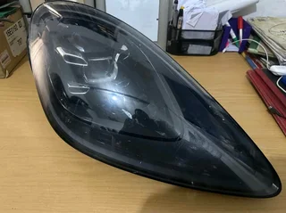 2020 Porsche Cayenne S Coupe Headlights available