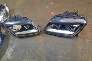 Vw Amarok headlamp left &amp;right side