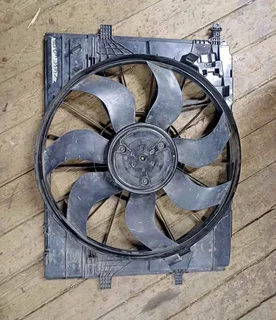 Mercedes Benz W205 Fan available for sale