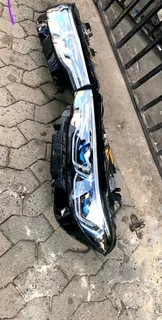 BMW x7 G07 lesar headlights available for sale clean