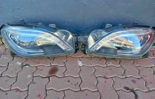 Mercedes Benz W166 ML head lights