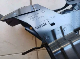 BMW X3 X4 M G01 G02 F97 F98 Front Bumper Headlight Support Bracket LHS (7400113)