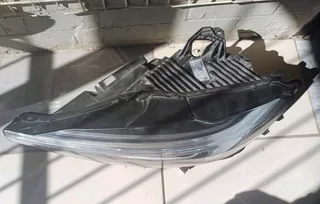 VOLVO XC60 II LED Headlight LHS (31420419)