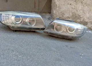 Bmw e90 xenon face-lift xenon headlight left and right available in stock