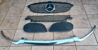 Mercedes-Benz C-Class W205 models Diamond Style Front Grille and associated components