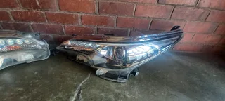 Toyota Fortuner 2014 headlights available for sale clean
