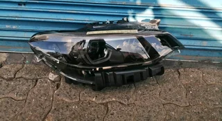 Bmw 2-series F22 Headlight Rh Headlight 2016 To 2018 Model