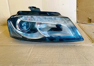 Audi A3 8P xenon headlight